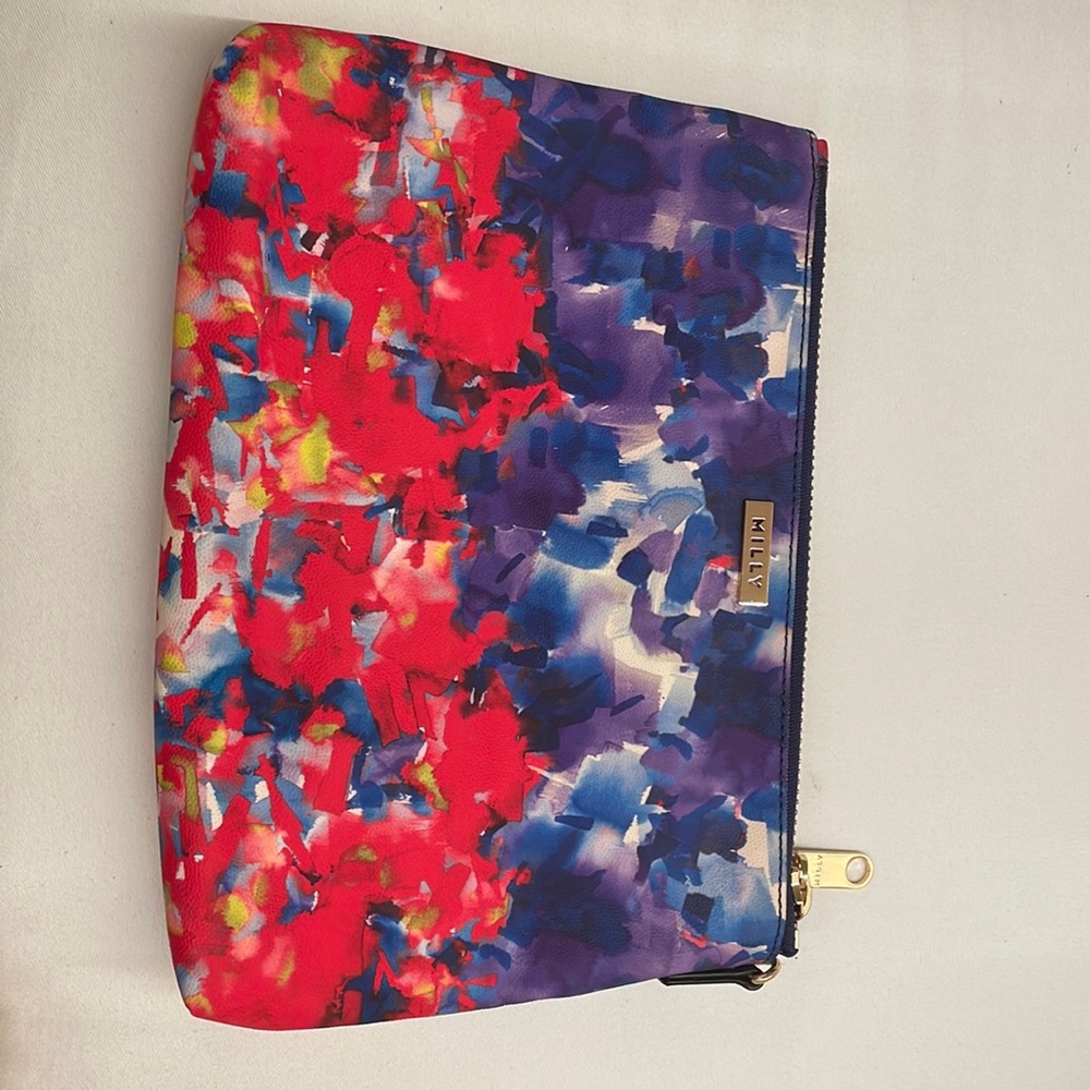 Molly clutch bag